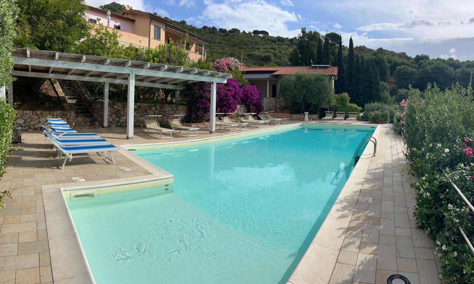 Residence Le Solane Marina di Campo Exterior foto